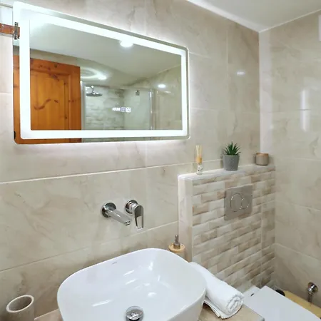 Magnolia House Apartman