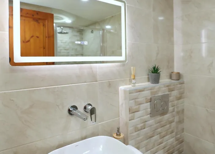 Magnolia House Apartment